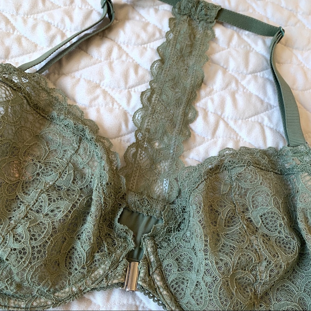 Victoria Secret Lace Racer-Back Bra 32DD - Picture 3 of 6
